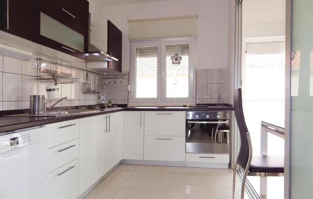 Apartments Robert Kaštela エクステリア 写真